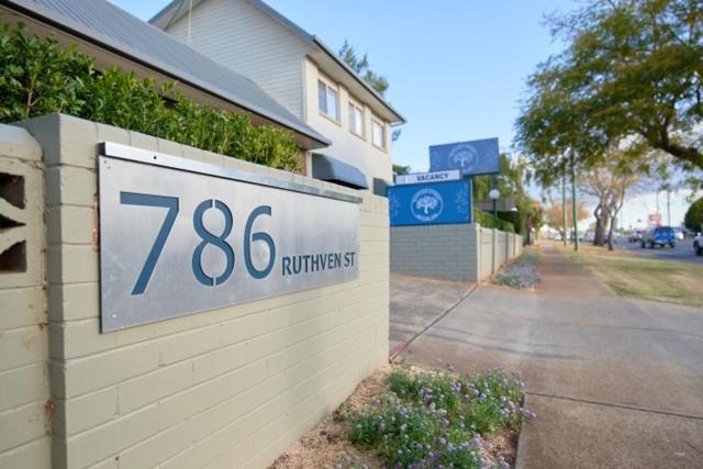 Ruthven Street Motor Inn Toowoomba Ngoại thất bức ảnh